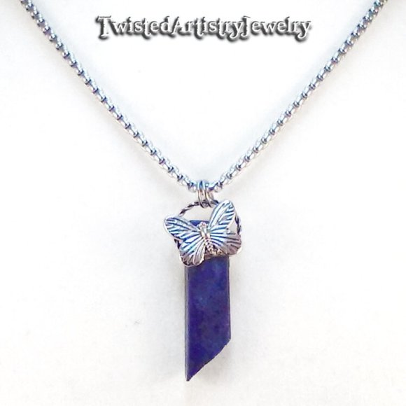 Twisted Artistry Jewelry Jewelry - Butterfly and Lapis Lazuli Shard Pendant Necklace